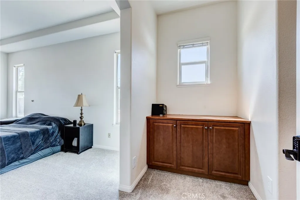 13195 Trailwood Way, Apple Valley, California 92308 home-pic-26