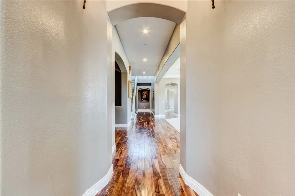 13195 Trailwood Way, Apple Valley, California 92308 home-pic-25