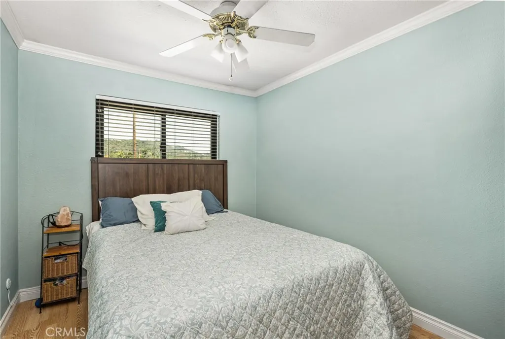 11701 Blackthorn, Orange, California 92869 home-pic-37