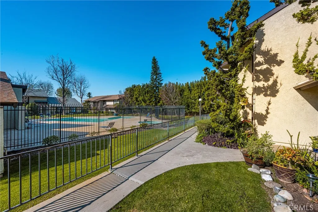 11701 Blackthorn, Orange, California 92869 home-pic-6