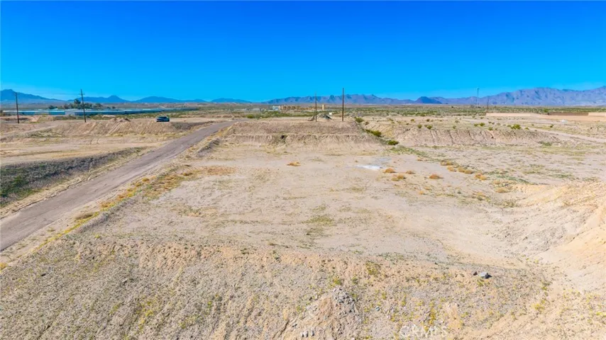 1785 River Run, Needles, California 92363