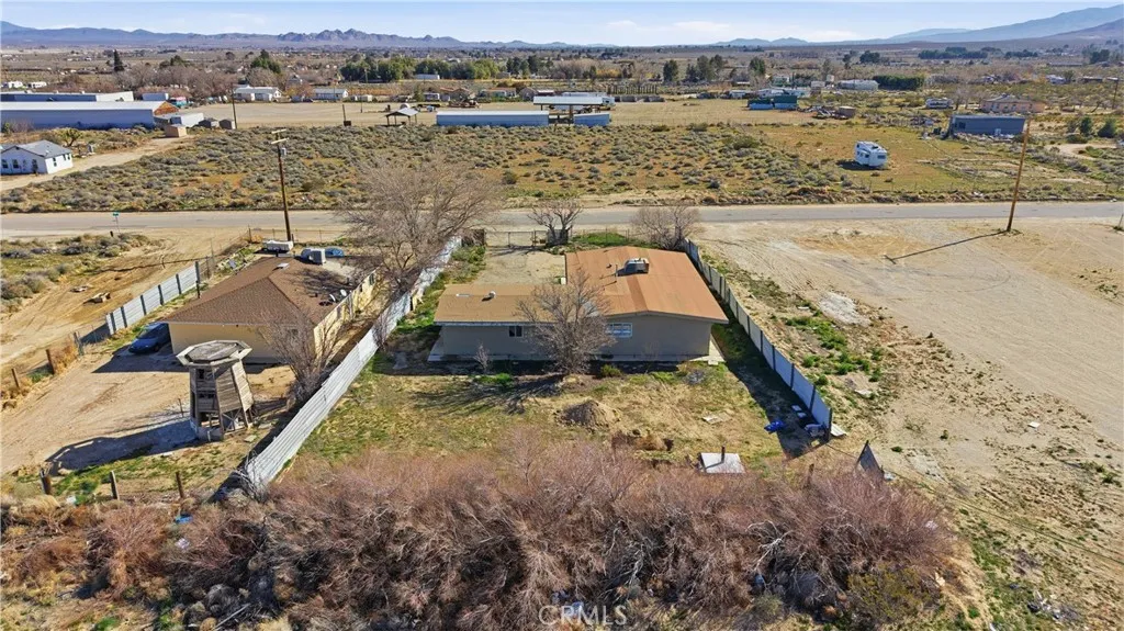 10380 Baker Road, Lucerne Valley, California 92356 home-pic-36