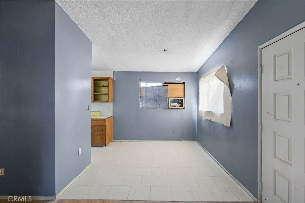 10380 Baker Road, Lucerne Valley, California 92356 home-pic-8