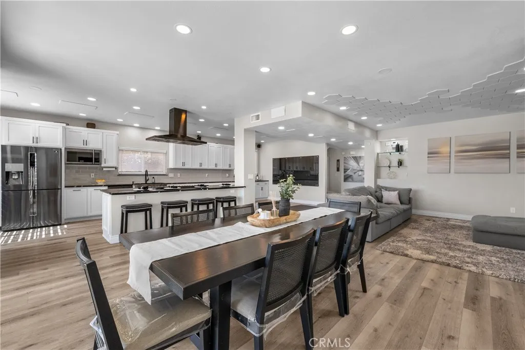 18554 Olympian Ct., Canyon Country, California 91351 home-pic-13