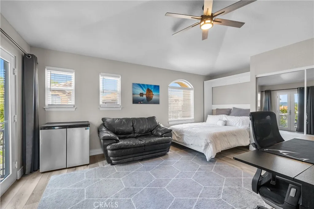 18554 Olympian Ct., Canyon Country, California 91351 home-pic-18