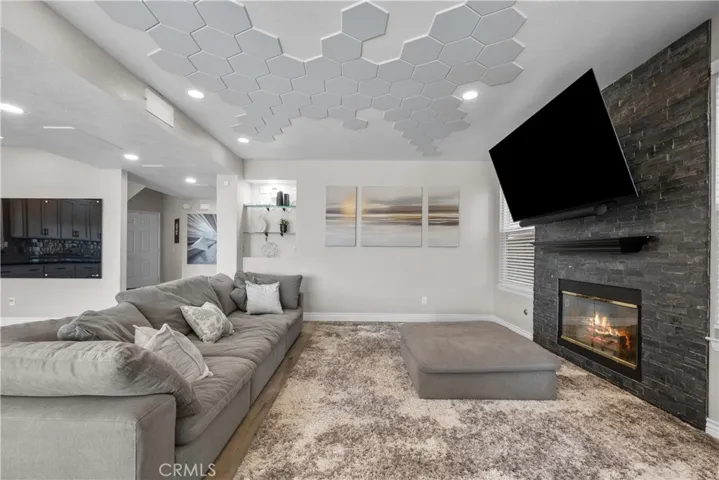 18554 Olympian Ct., Canyon Country, California 91351