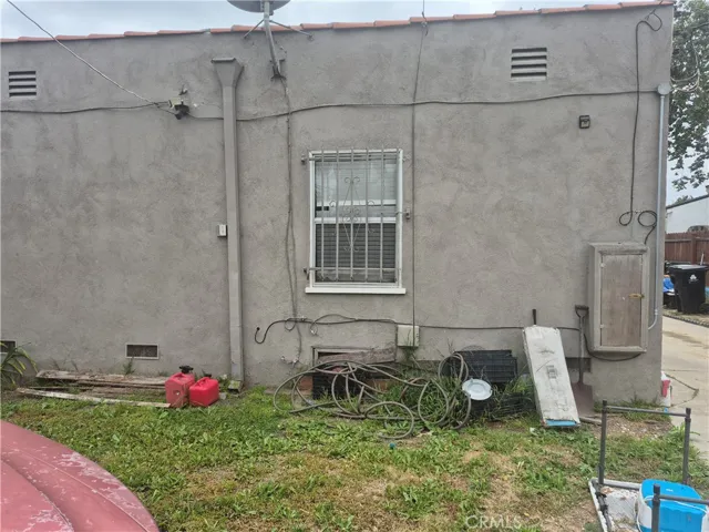 1707 W 84th, Los Angeles, California 90047