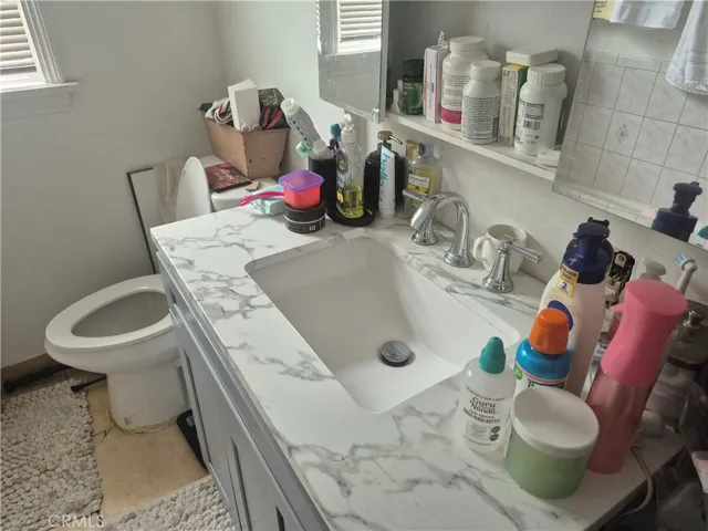 1707 W 84th, Los Angeles, California 90047