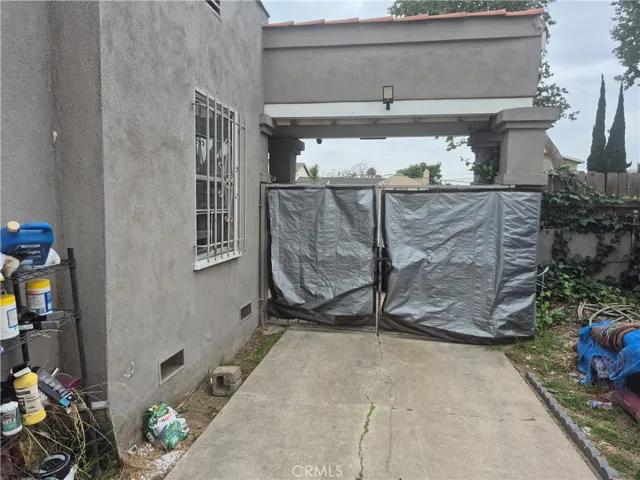 1707 W 84th, Los Angeles, California 90047