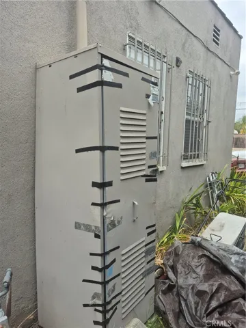 1707 W 84th, Los Angeles, California 90047