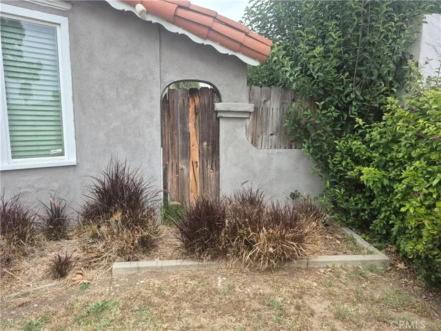 1707 W 84th, Los Angeles, California 90047