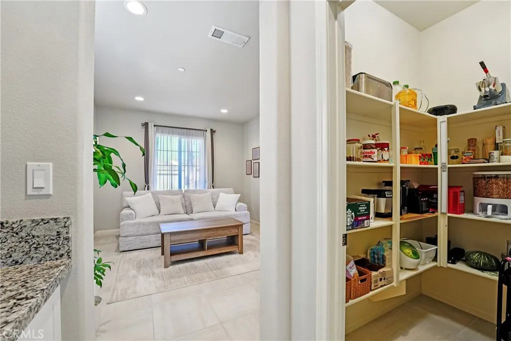 35174 Rockford, Murrieta, California 92563 home-pic-7