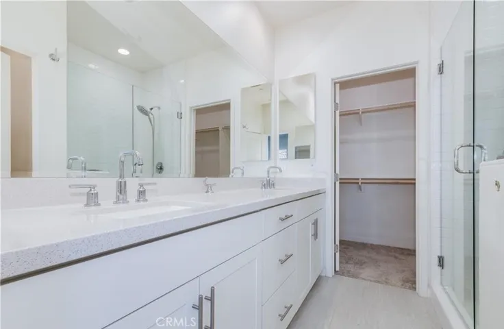 Primary Bathroom to Walk-In Closet