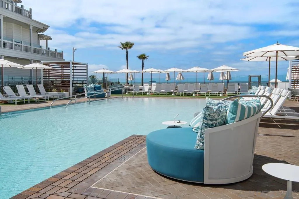 1500 Orange Ave 38, Coronado, California 92118 home-pic-38