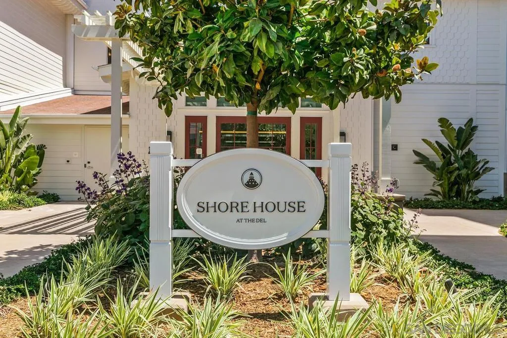 1500 Orange Ave 38, Coronado, California 92118 home-pic-30