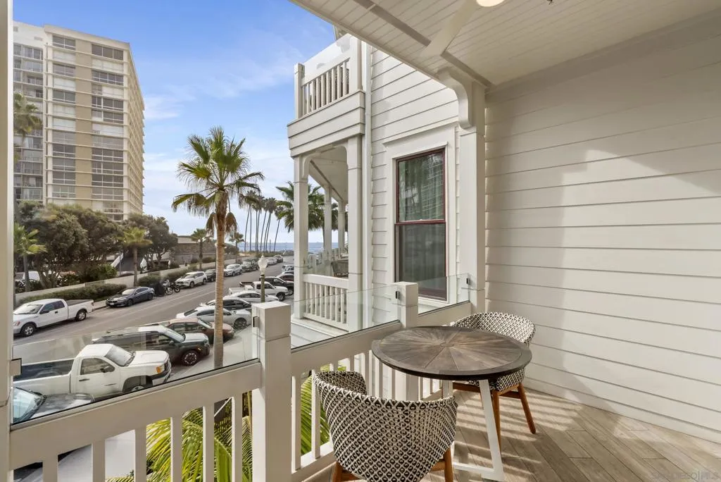 1500 Orange Ave 38, Coronado, California 92118 home-pic-10
