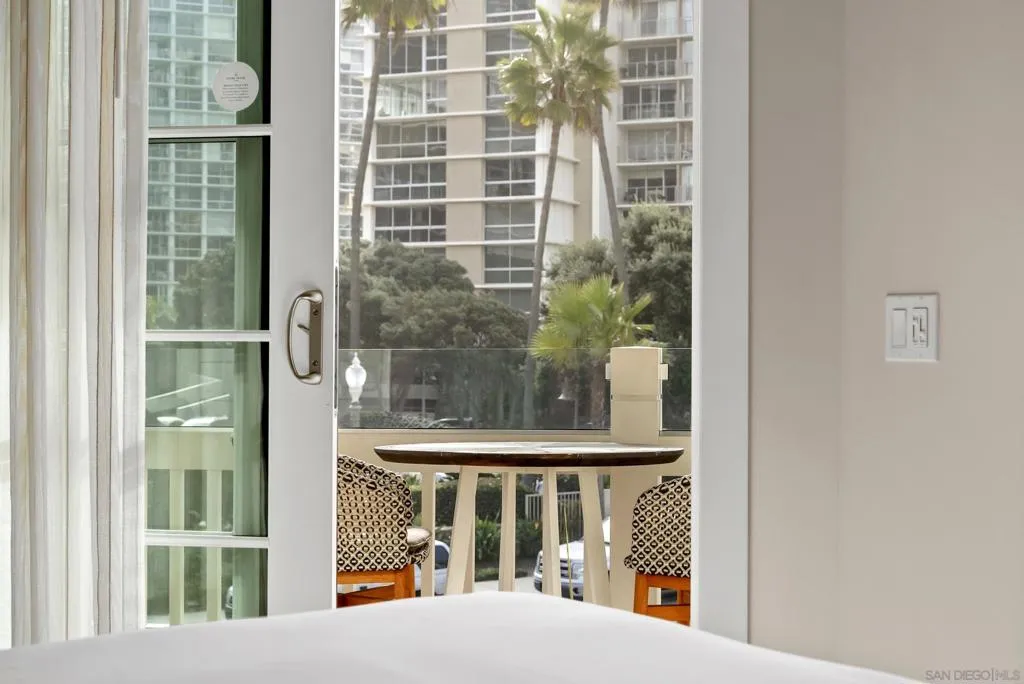 1500 Orange Ave 38, Coronado, California 92118 home-pic-15