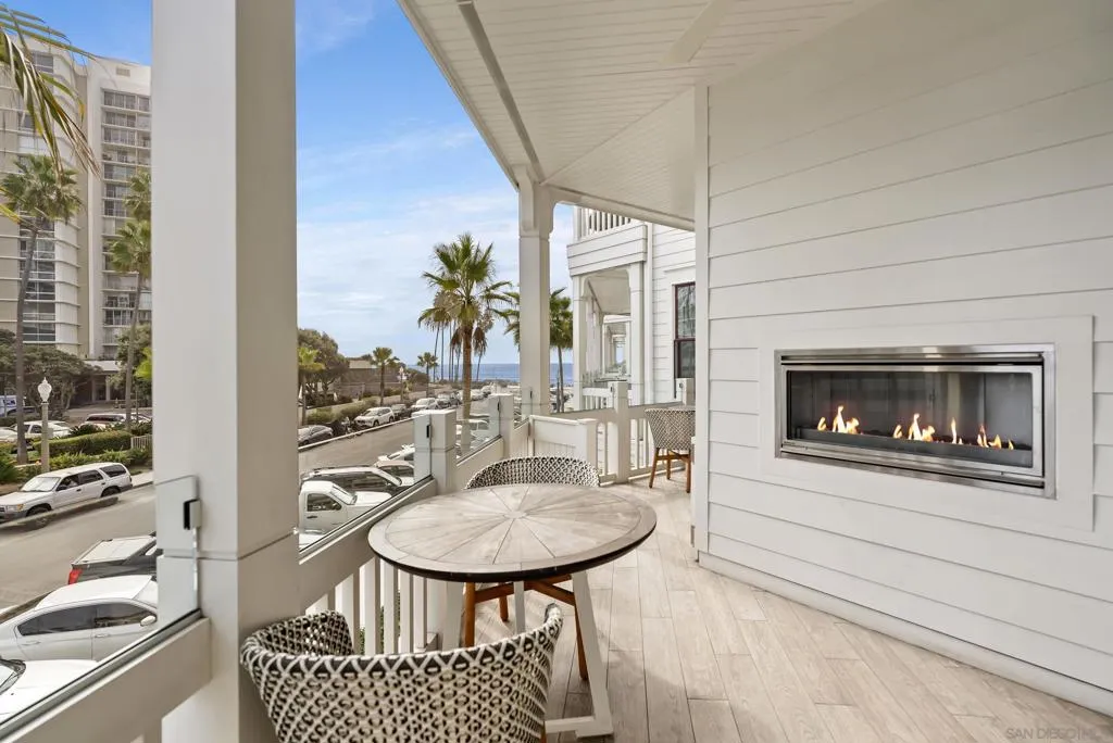 1500 Orange Ave 38, Coronado, California 92118 home-pic-27