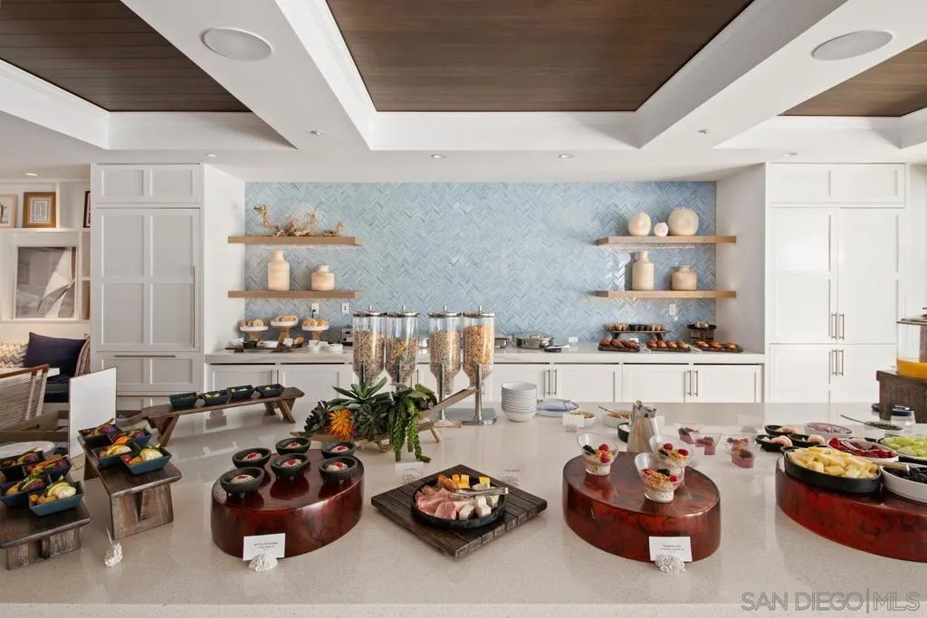 1500 Orange Ave 38, Coronado, California 92118 home-pic-34