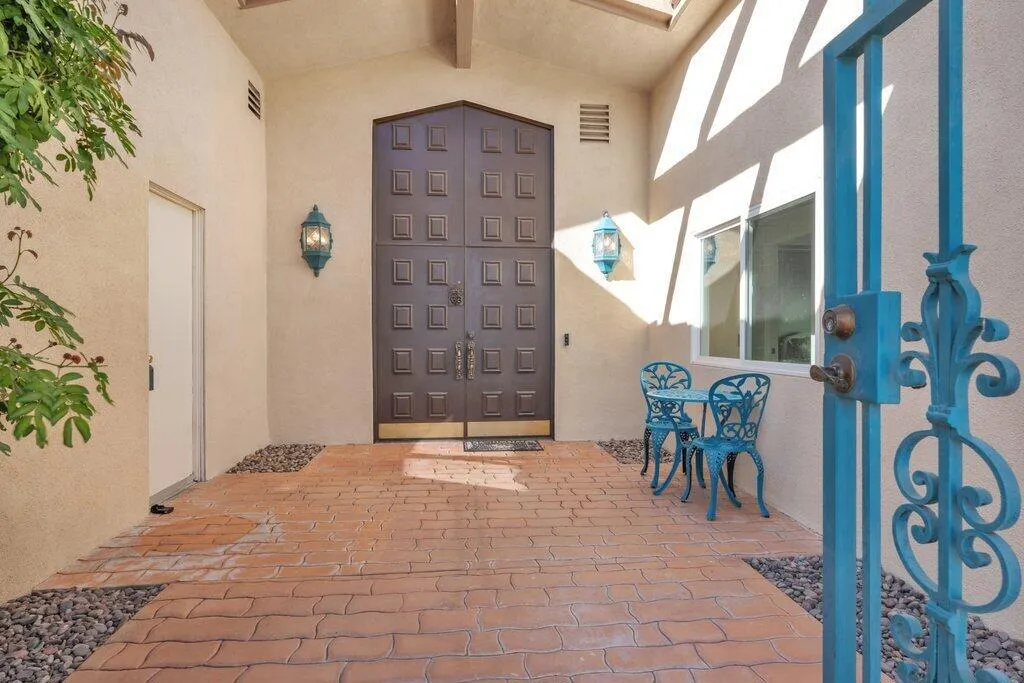 43485 Texas Avenue, Palm Desert, California 92211 home-pic-4