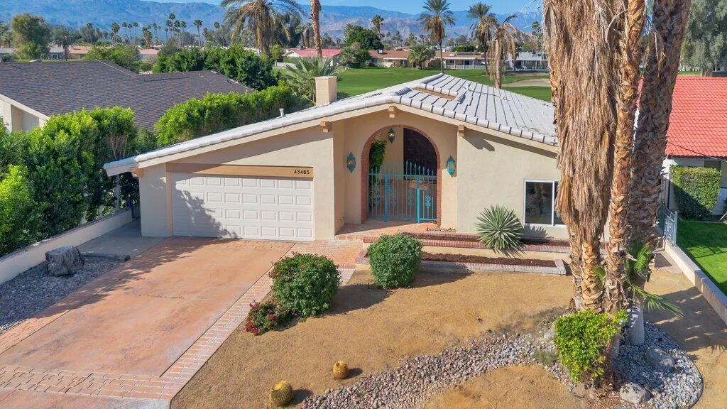 43485 Texas Avenue, Palm Desert, California 92211 home-pic-33