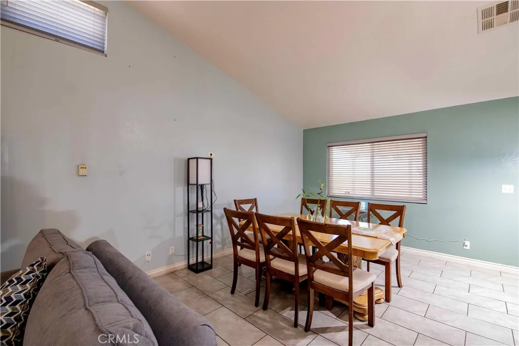 4543 Windstar Way, Palmdale, California 93552 home-pic-6