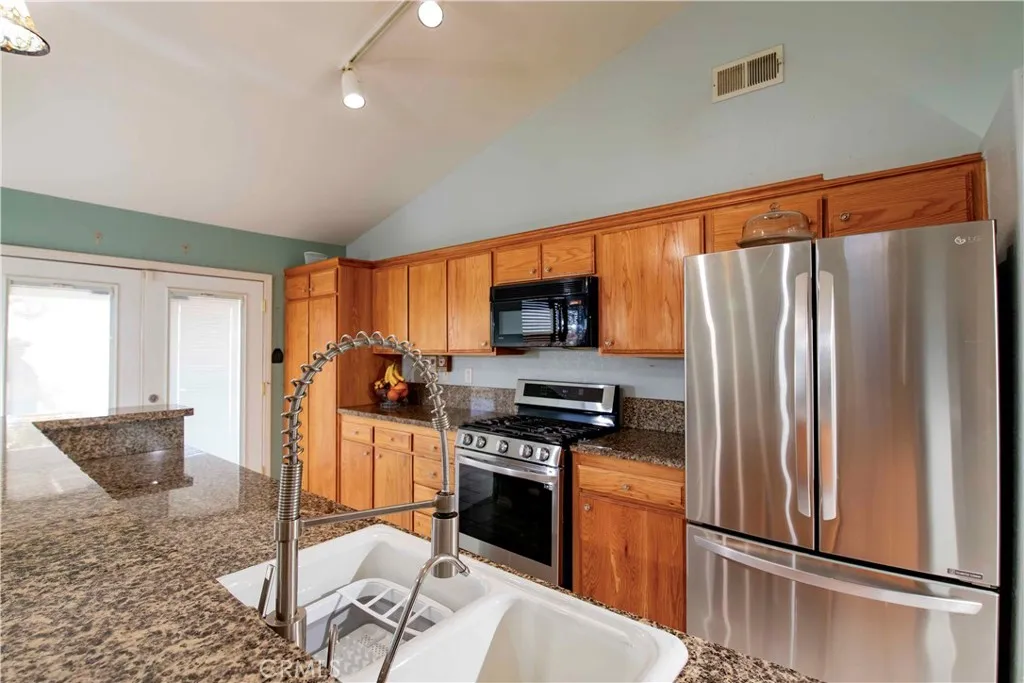 4543 Windstar Way, Palmdale, California 93552 home-pic-10