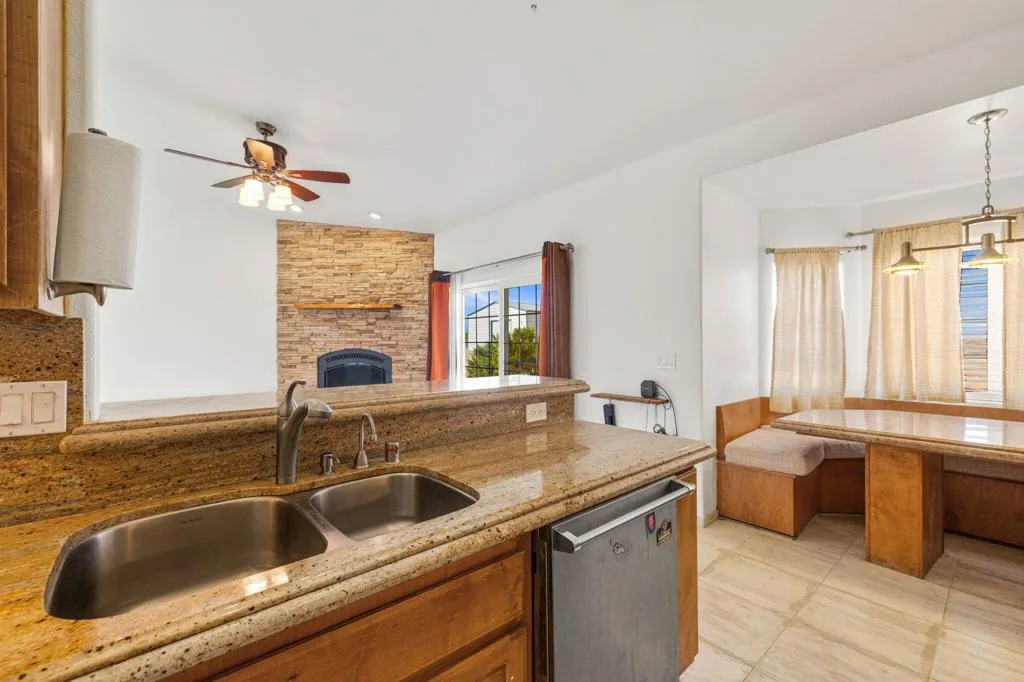 62734 Starlight Street, Joshua Tree, California 92252 home-pic-21