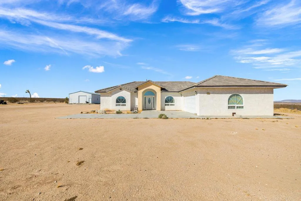 62734 Starlight Street, Joshua Tree, California 92252 home-pic-55