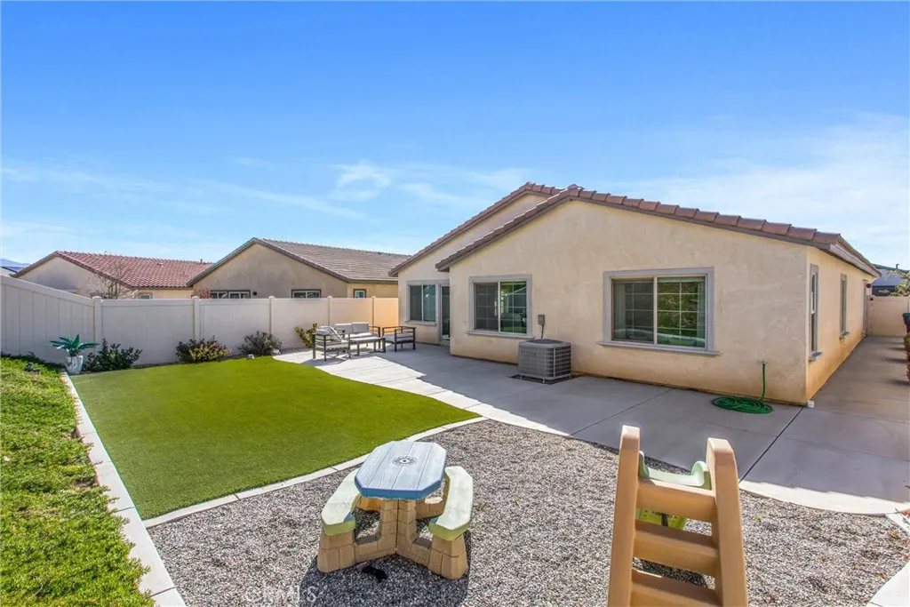 1626 Easton, Beaumont, California 92223 home-pic-29