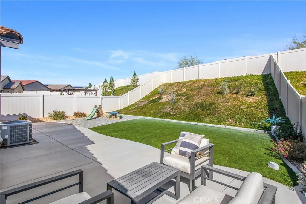 1626 Easton, Beaumont, California 92223 home-pic-27