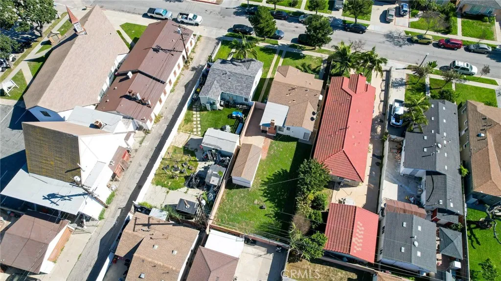 9929 Rosewood Avenue, South Gate, California 90280 home-pic-40