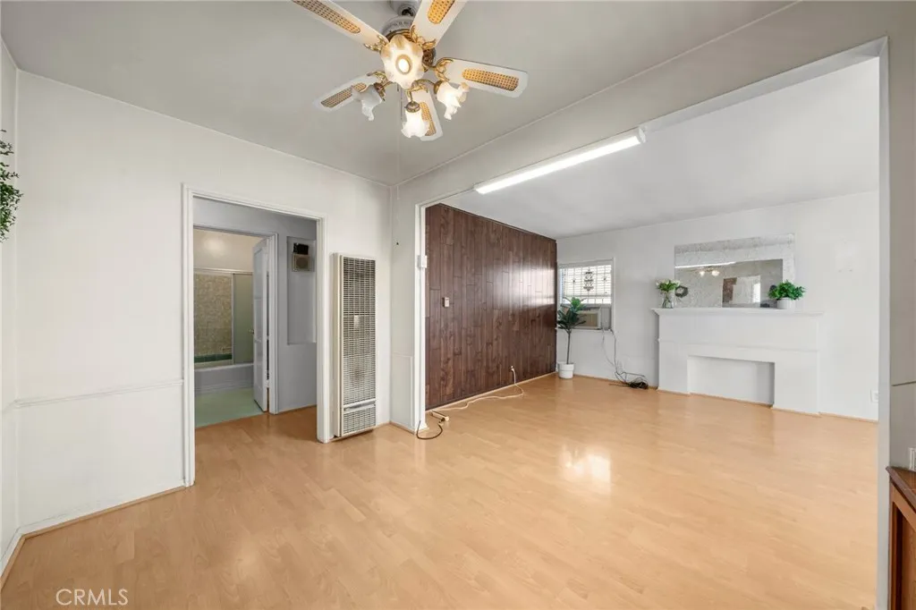 9929 Rosewood Avenue, South Gate, California 90280 home-pic-6