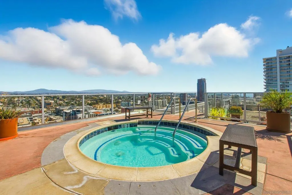 1080 Park Blvd 807, San Diego, California 92101 home-pic-15