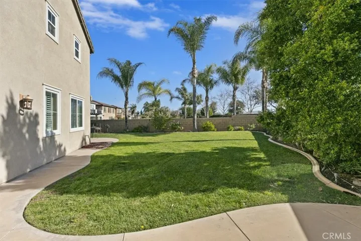 14140 Crystal Pool Court, Eastvale, California 92880
