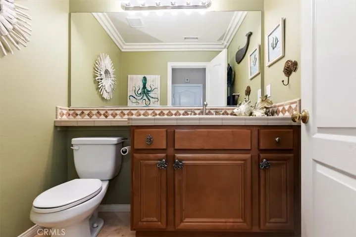 14140 Crystal Pool Court, Eastvale, California 92880