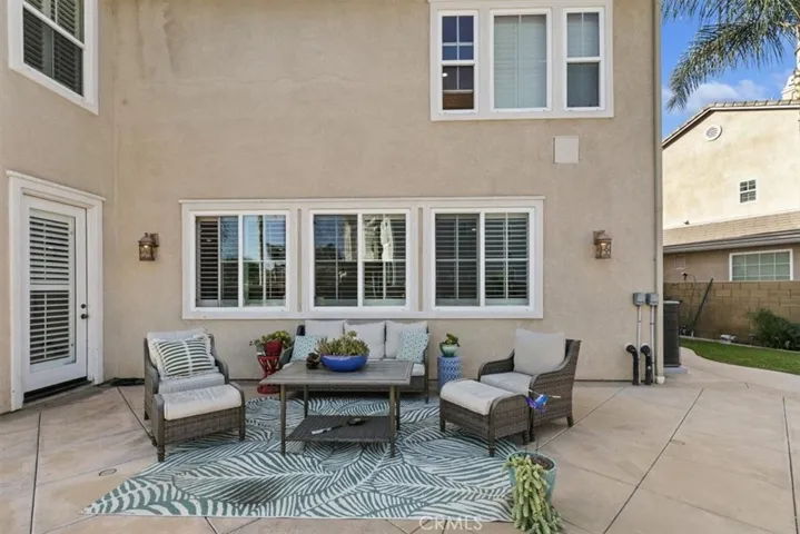 14140 Crystal Pool Court, Eastvale, California 92880