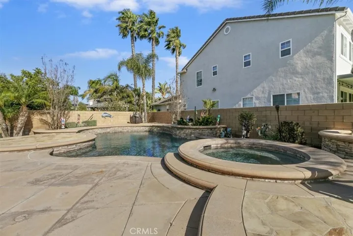 14140 Crystal Pool Court, Eastvale, California 92880