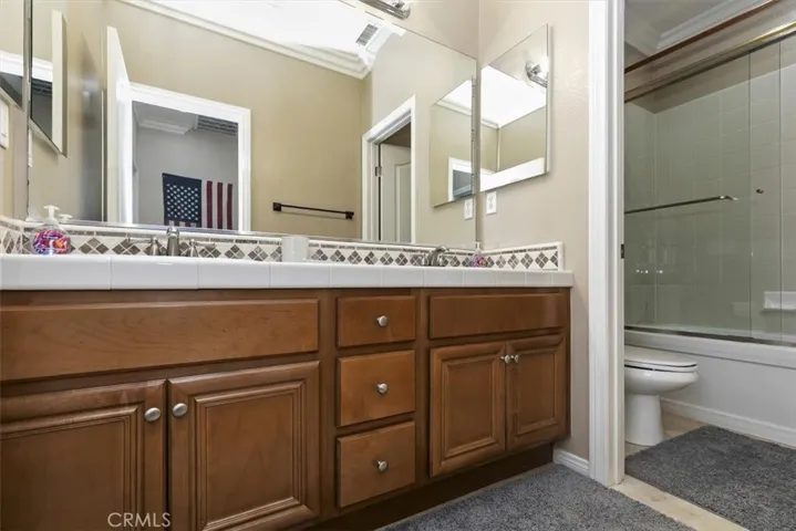 14140 Crystal Pool Court, Eastvale, California 92880