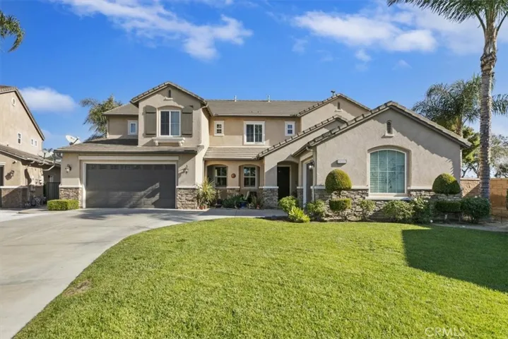 14140 Crystal Pool Court, Eastvale, California 92880