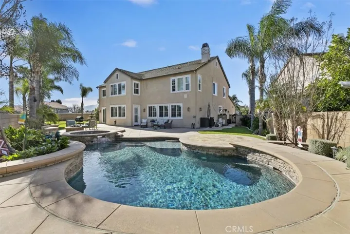 14140 Crystal Pool Court, Eastvale, California 92880