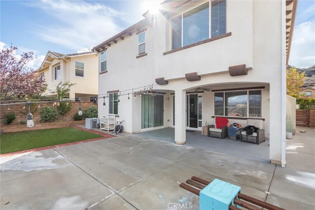 29046 Sterling Lane, Valencia, California 91354 home-pic-55