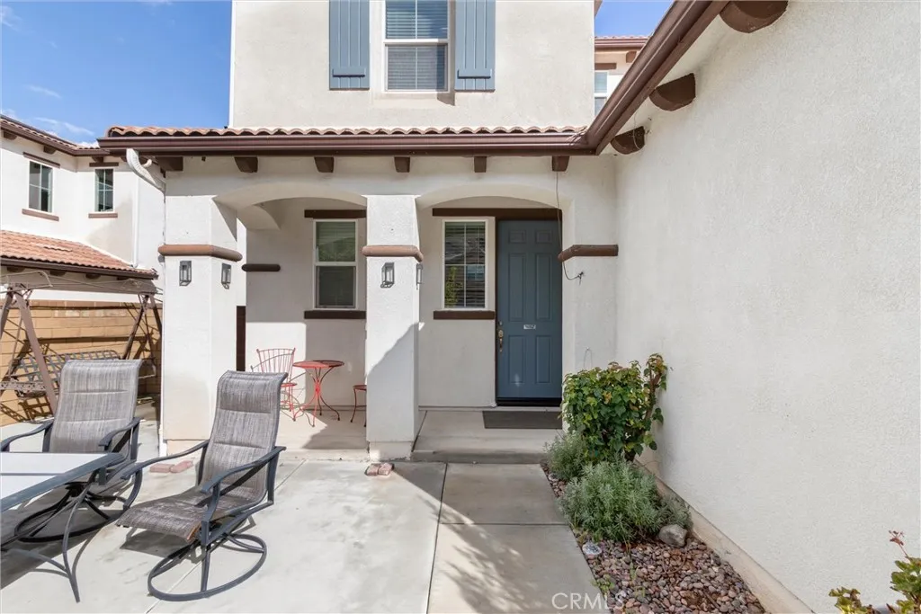 29046 Sterling Lane, Valencia, California 91354 home-pic-15