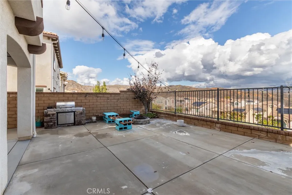 29046 Sterling Lane, Valencia, California 91354 home-pic-54