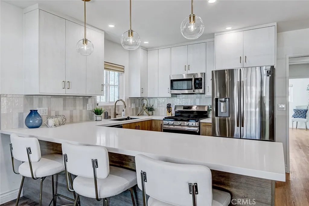 875 W 1st Street, San Pedro, California 90731 home-pic-6