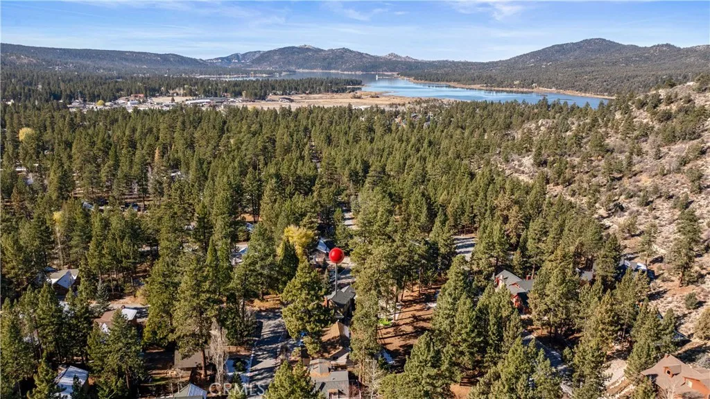 42554 Juniper Drive, Big Bear Lake, California 92315 home-pic-12
