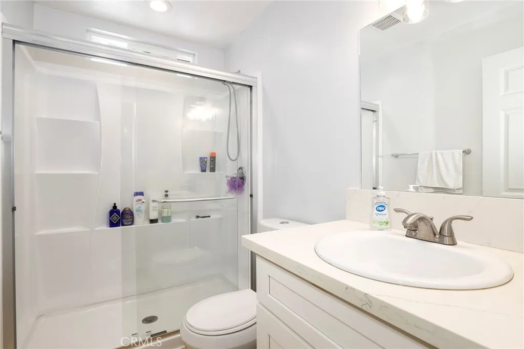 1520 W 216th Street, Torrance, California 90501 home-pic-29