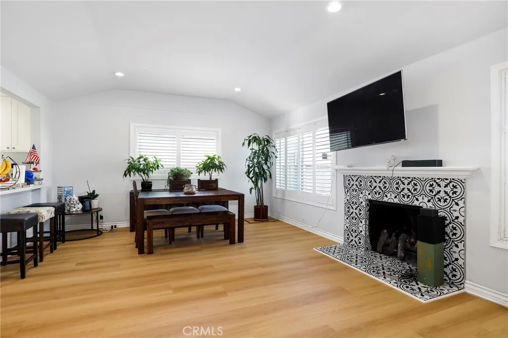 1520 W 216th Street, Torrance, California 90501 home-pic-7