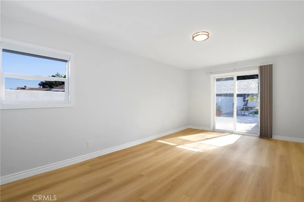 1520 W 216th Street, Torrance, California 90501 home-pic-20