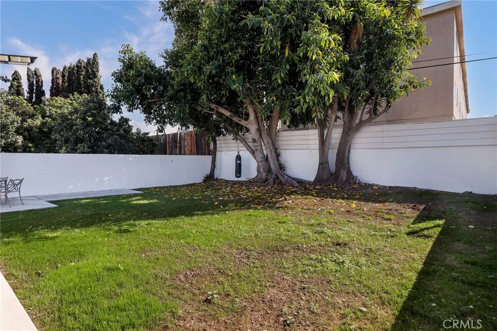 1520 W 216th Street, Torrance, California 90501 home-pic-34